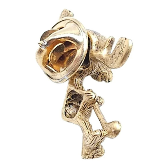 Markie Moose Marked Golfer Elliot Schwab Tie Lapel Pin Gold Tone Vintage - Picture 2 of 6